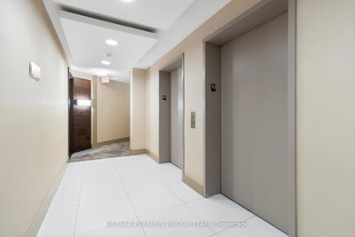 23 Cox Boulevard • #1077 • Markham, ON photo 8