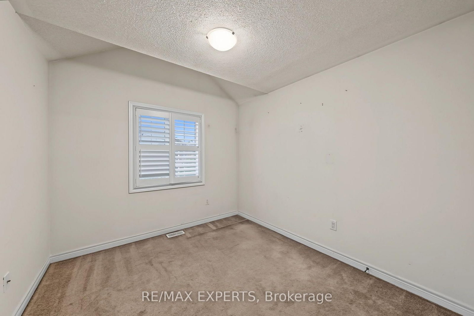 39 Naylor Drive • Bradford West Gwillimbury, ON photo 16