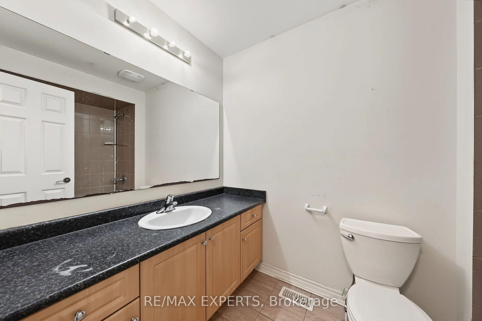 39 Naylor Drive • Bradford West Gwillimbury, ON photo 24