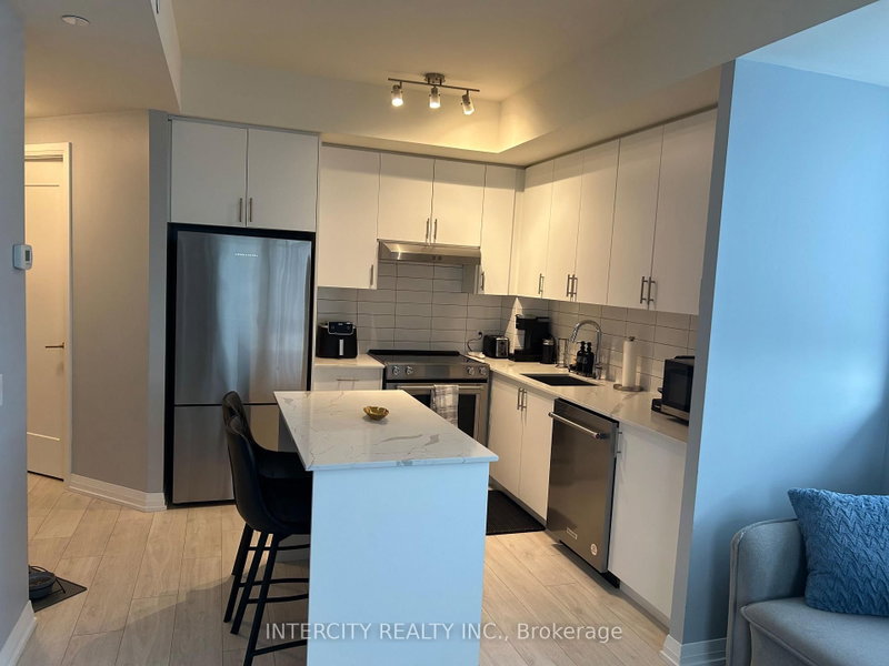 503 - 9000 Jane Street
