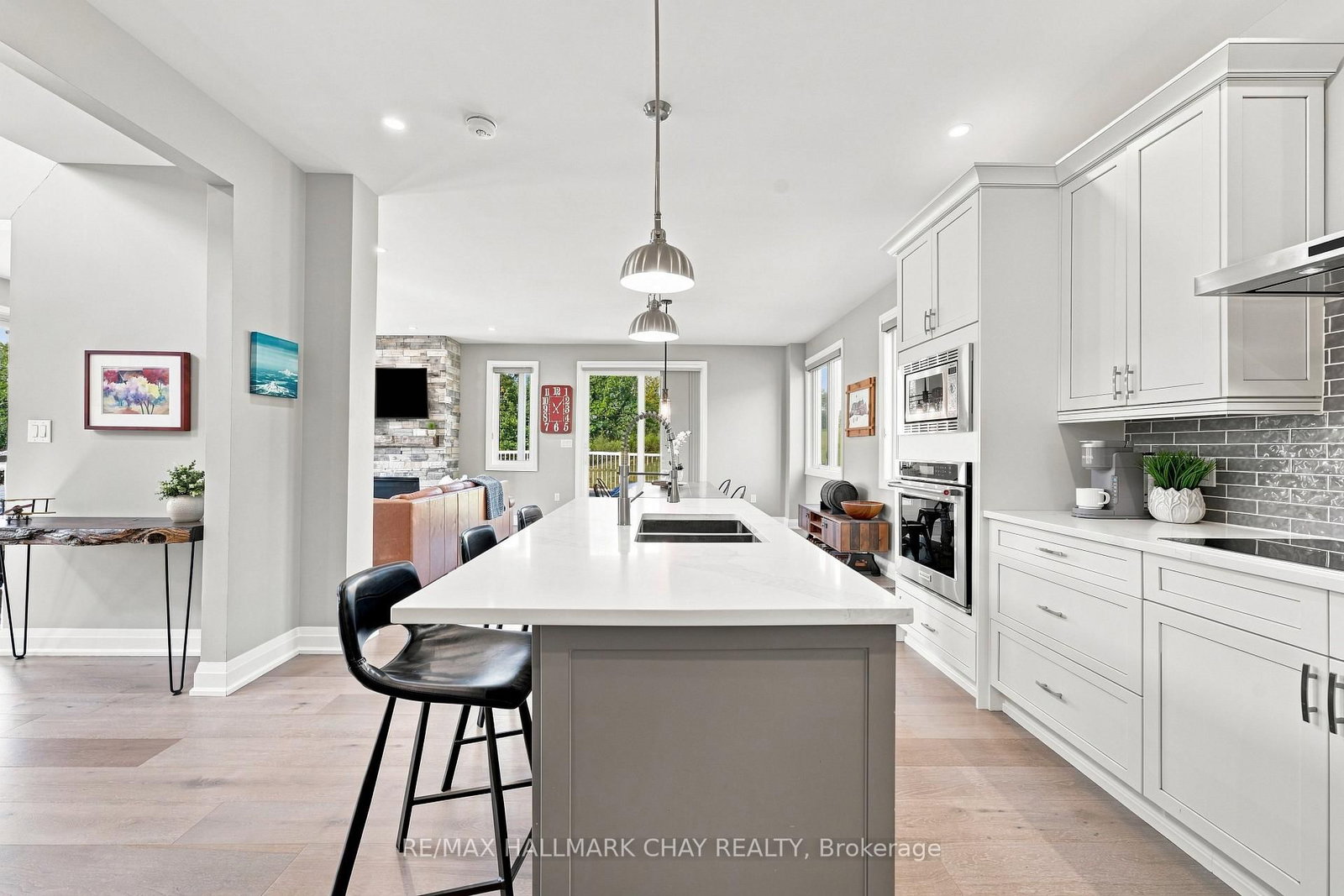 4790 25th Side Road • Essa, ON photo 8