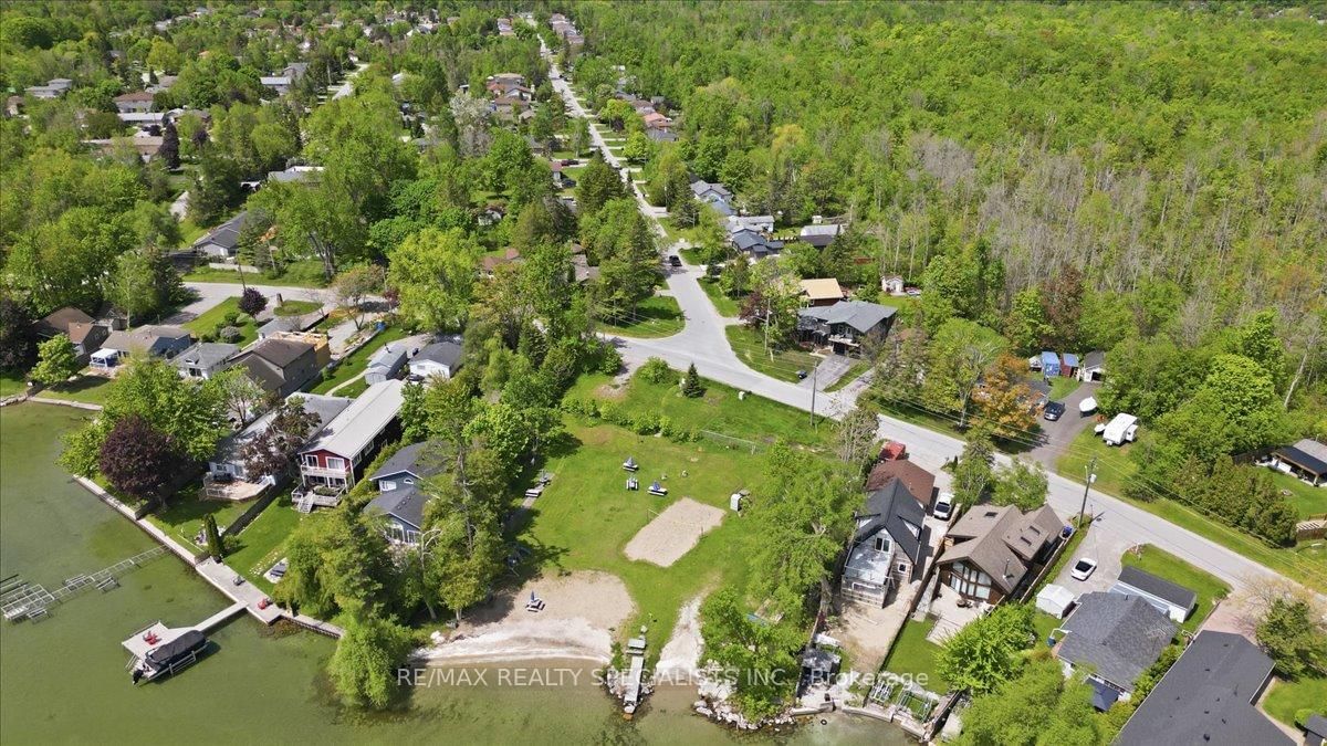 644 Rose Lane • Innisfil, ON photo 1