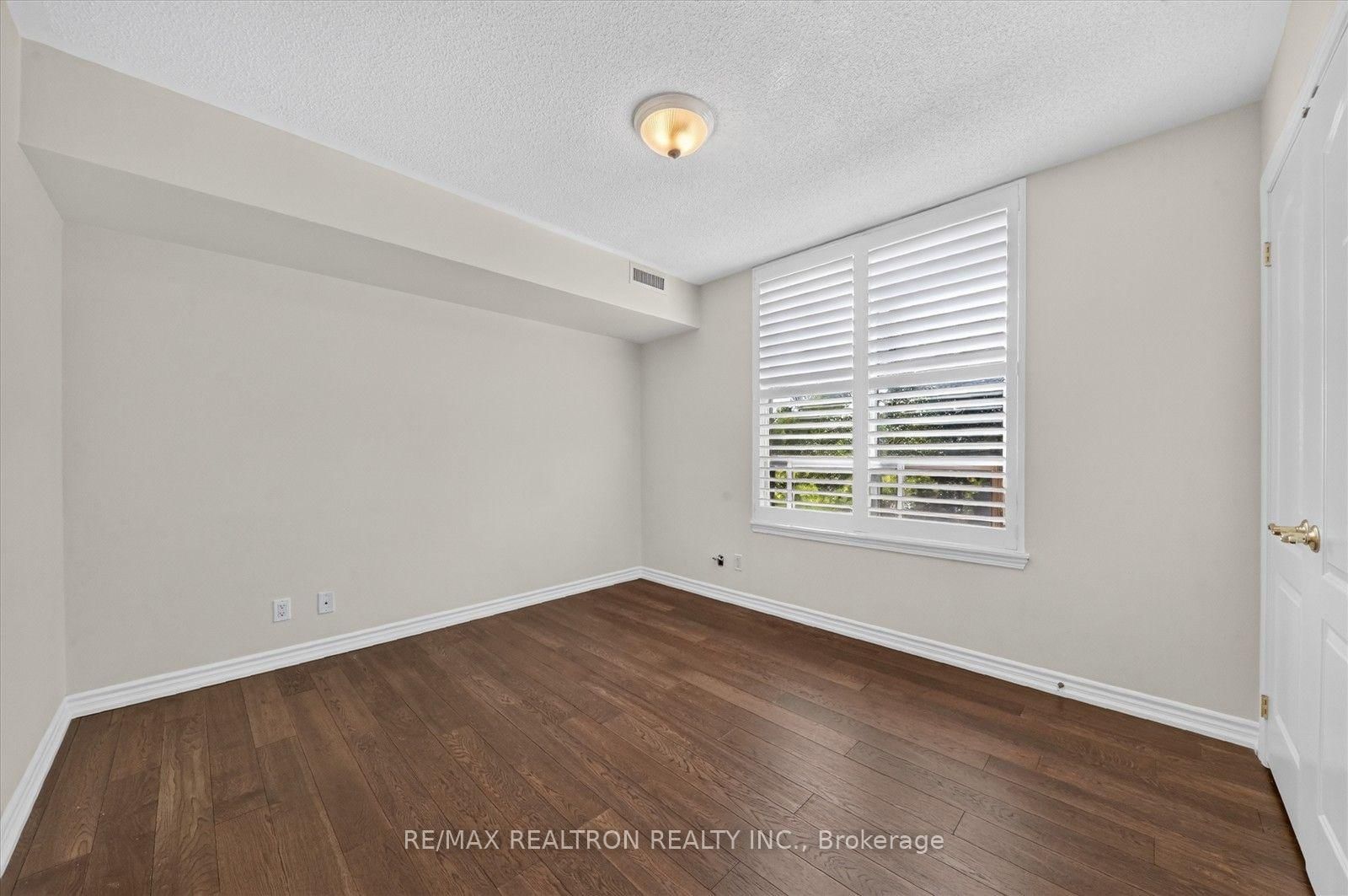 55 The Boardwalk Way • #307 • Markham, ON photo 17