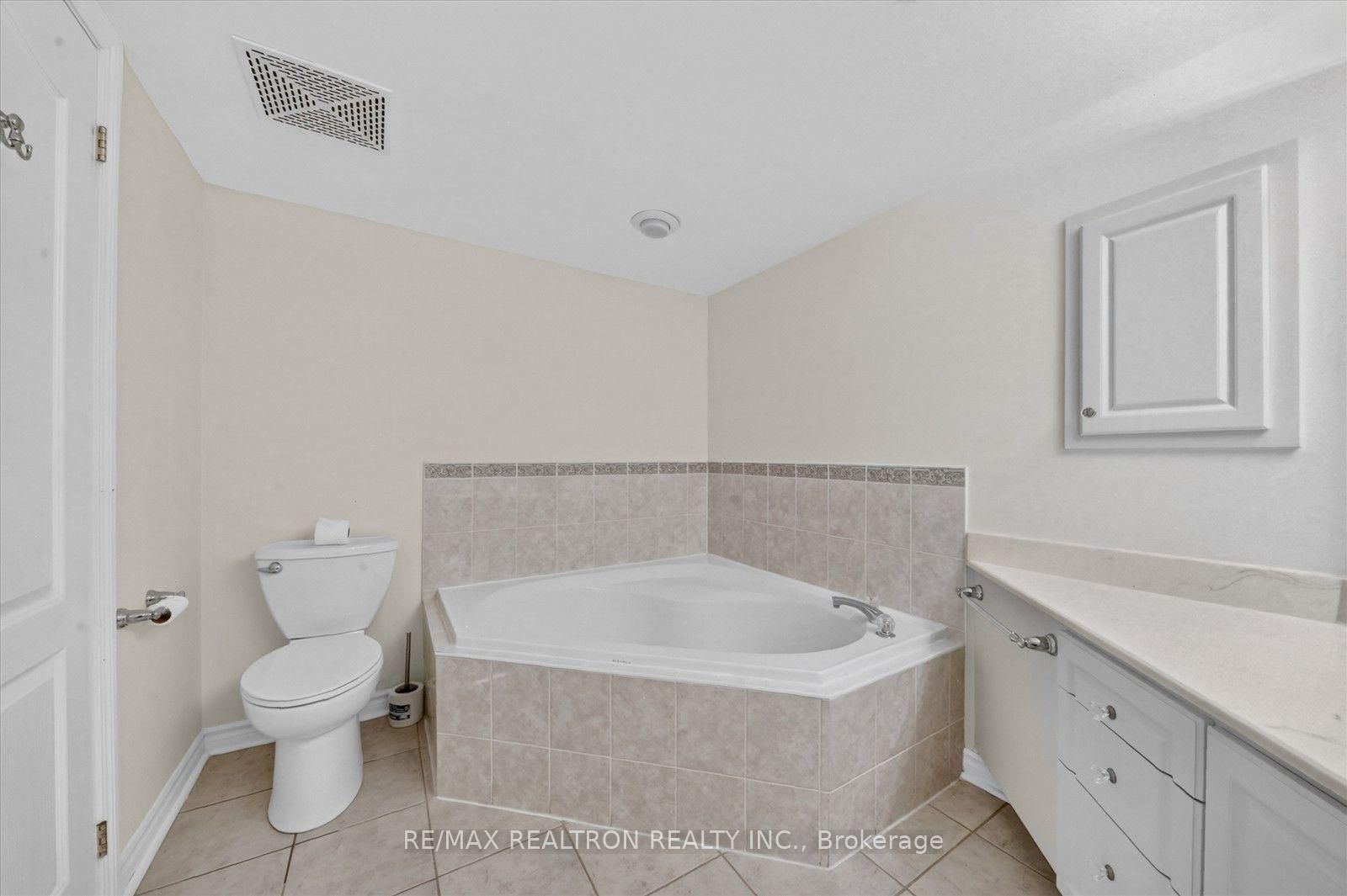 55 The Boardwalk Way • #307 • Markham, ON photo 25