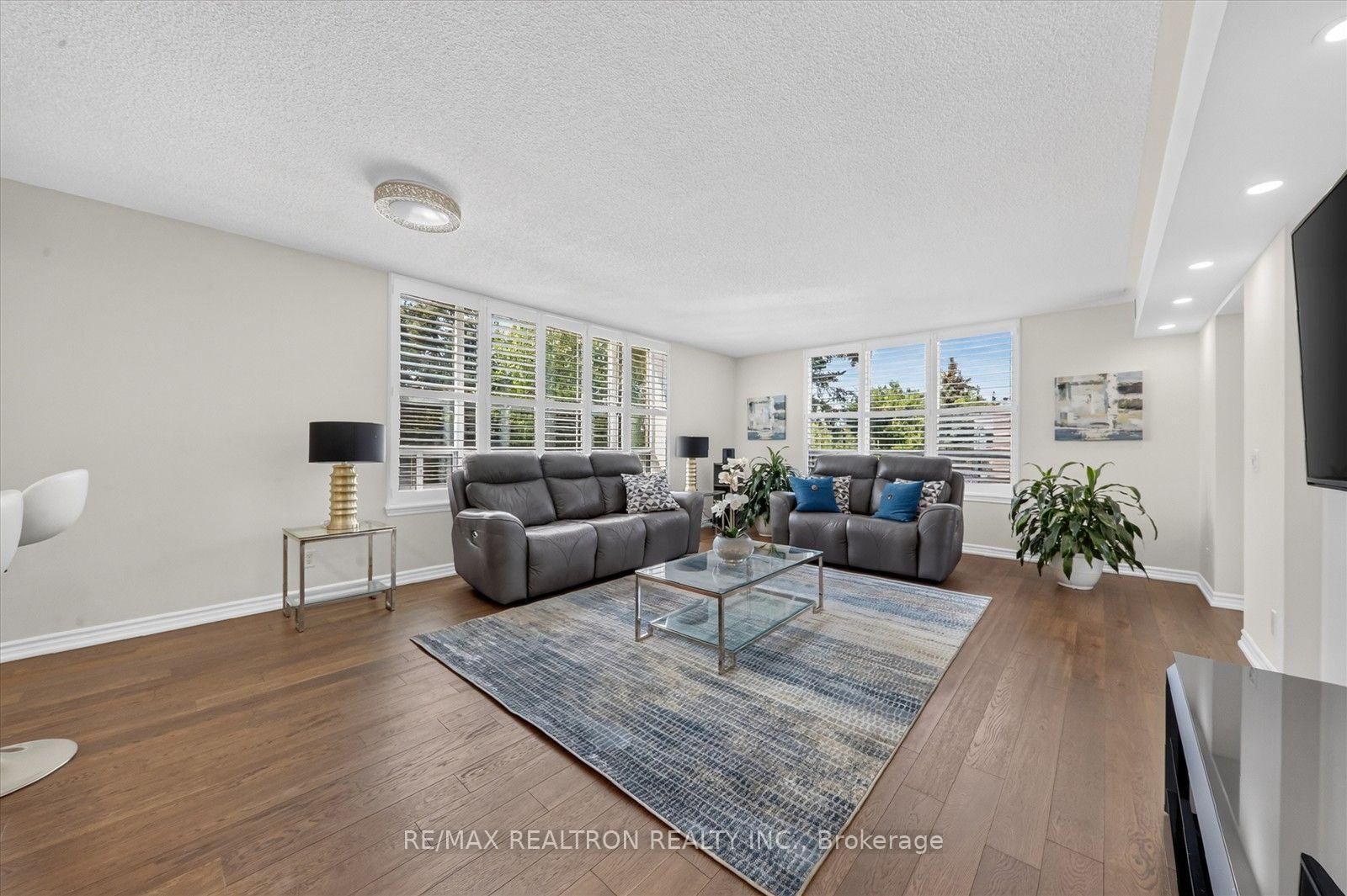 55 The Boardwalk Way • #307 • Markham, ON photo 32