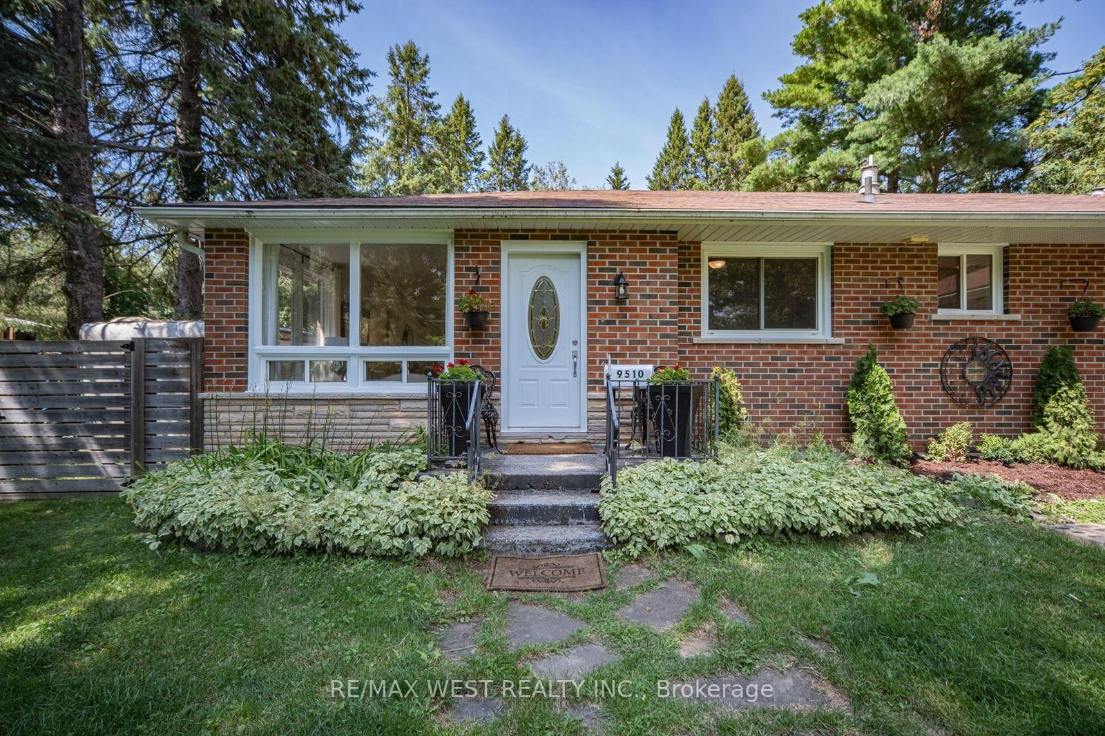 9510 Morning Glory Road • Georgina, ON photo 2