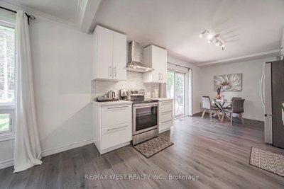 9510 Morning Glory Road • Georgina, ON photo 7