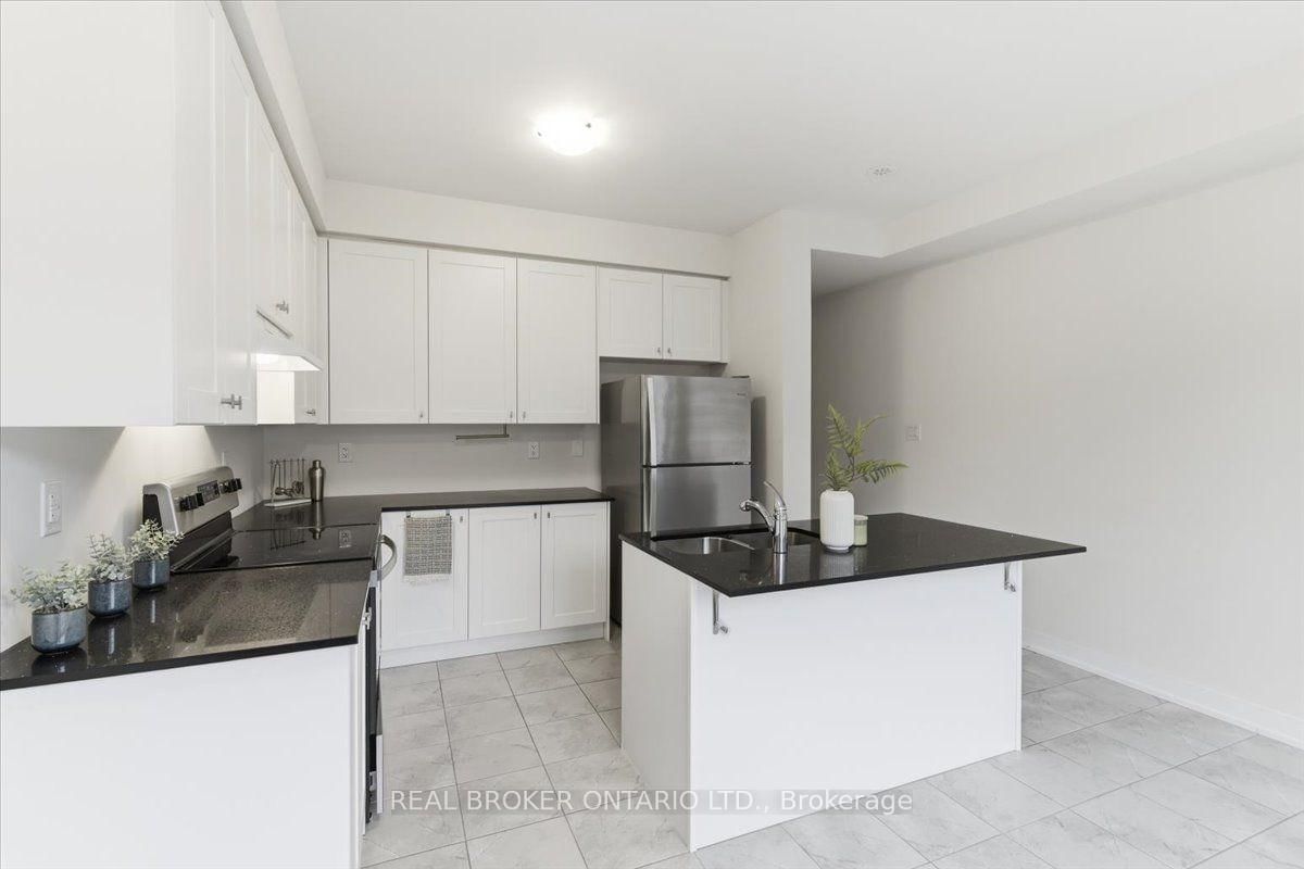 112 Stauffer Crescent • Markham, ON photo 12
