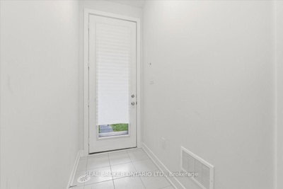 112 Stauffer Crescent • Markham, ON photo 3