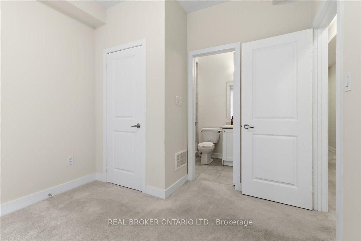 112 Stauffer Crescent • Markham, ON photo 5
