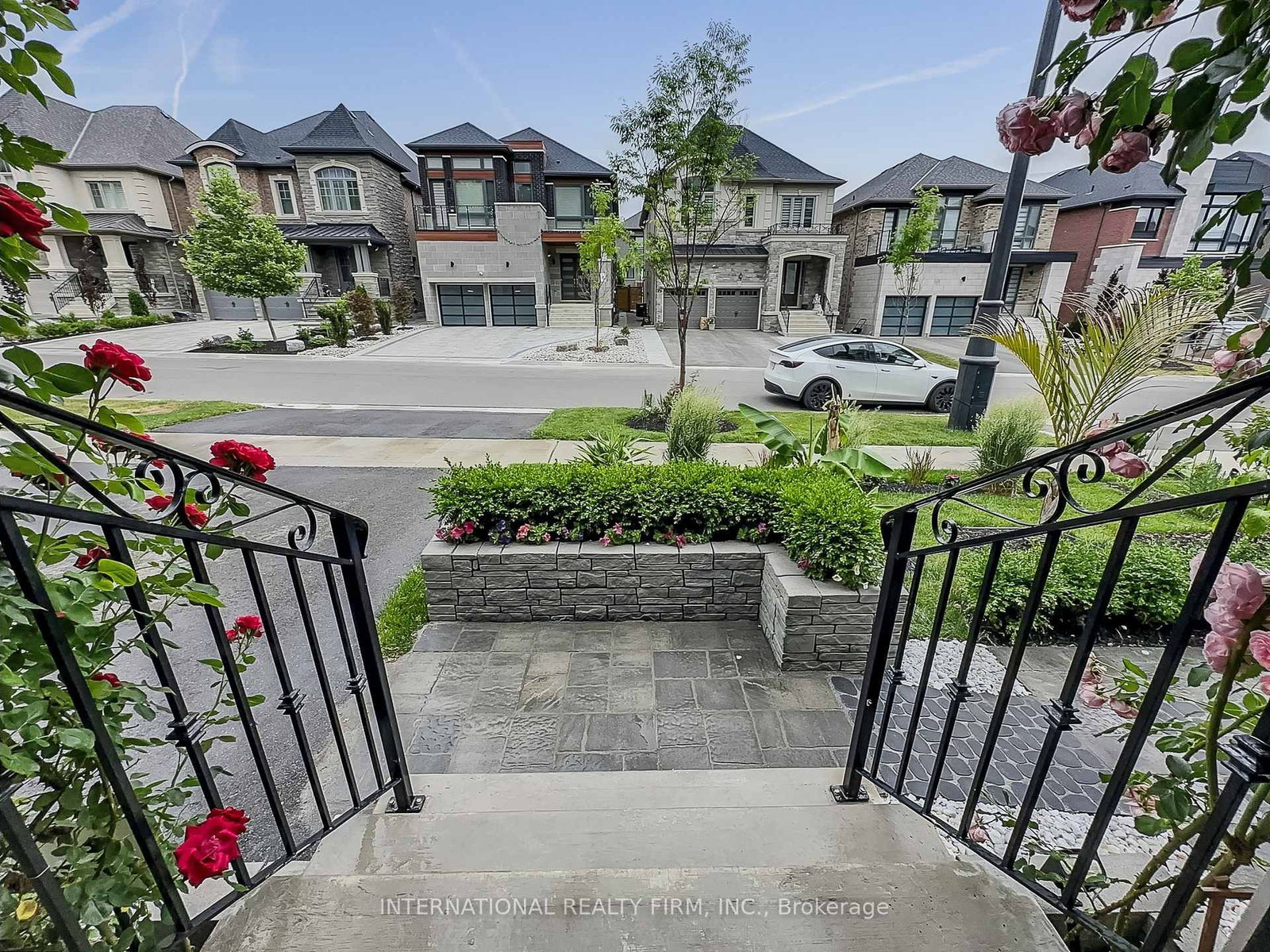 150 Cannes Avenue • Vaughan, ON photo 8