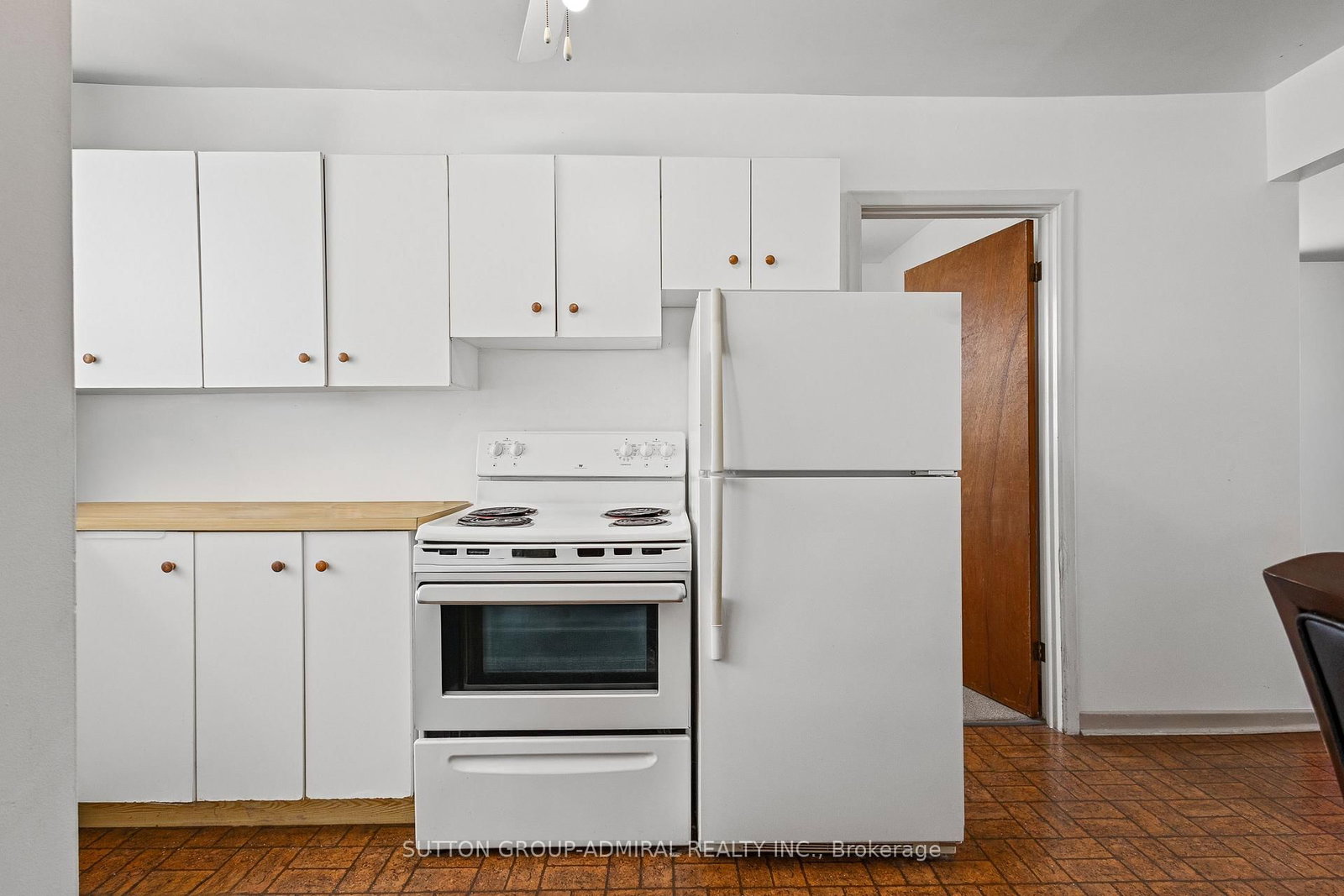 6745 Main Street • Whitchurch-Stouffville, ON photo 13