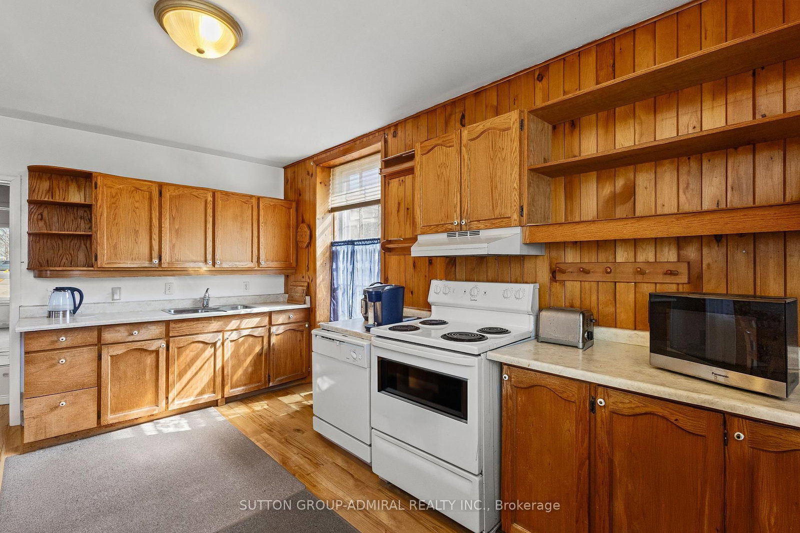 6745 Main Street • Whitchurch-Stouffville, ON photo 5