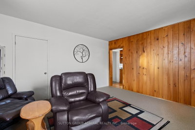 6745 Main Street • Whitchurch-Stouffville, ON photo 8