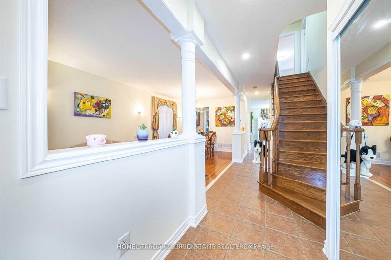 77 Summeridge Drive
