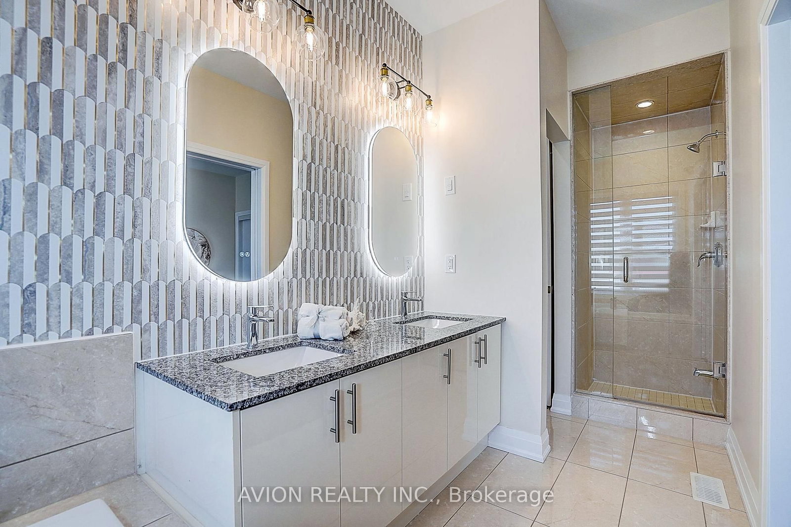 32 Mcgurran Lane • Richmond Hill, ON photo 42