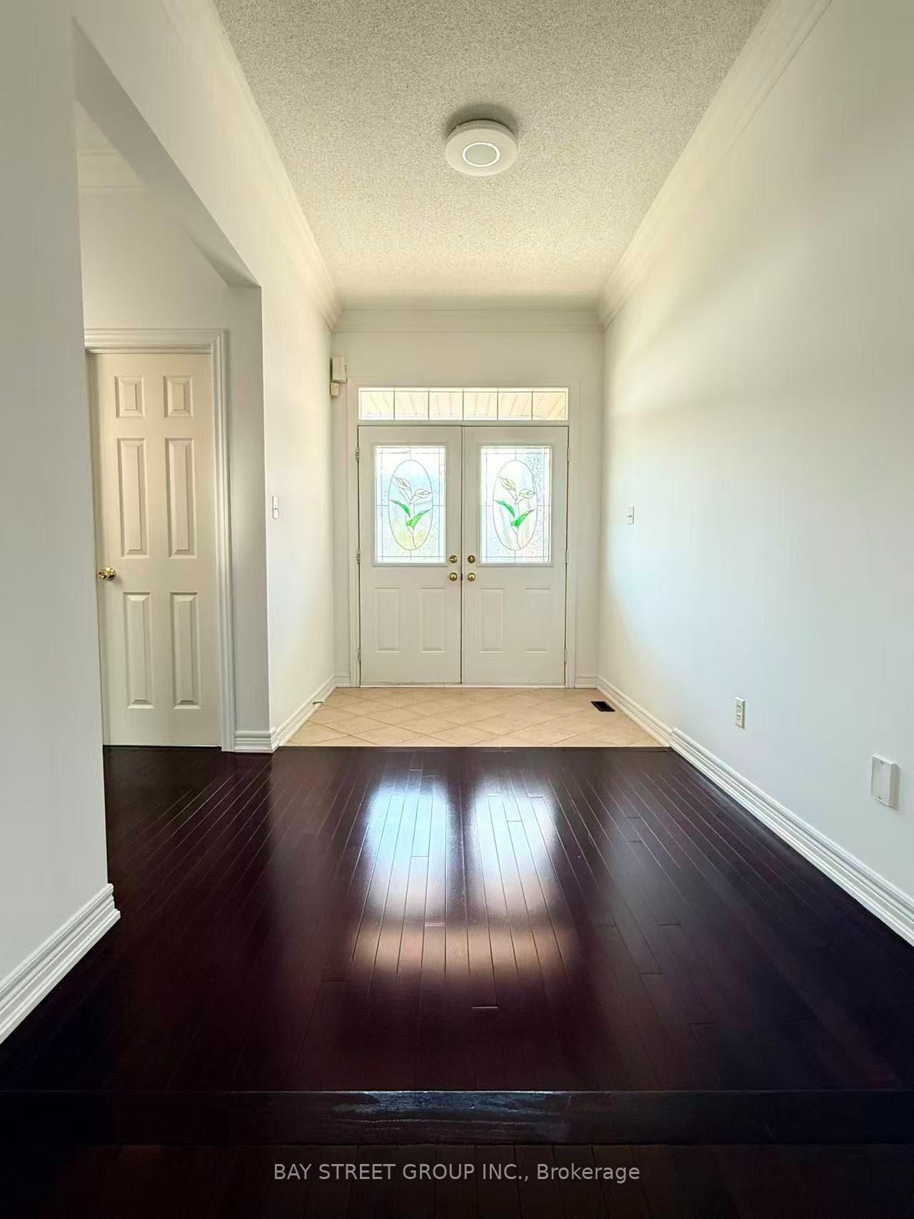146 Ivy Glen Drive • Vaughan, ON photo 6
