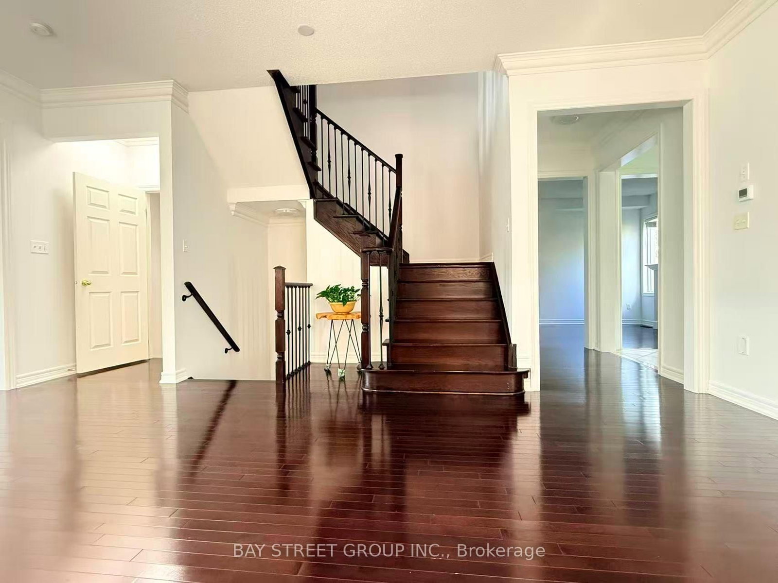 146 Ivy Glen Drive • Vaughan, ON photo 8