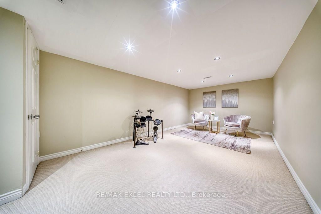 4 Harris Way • Markham, ON photo 19