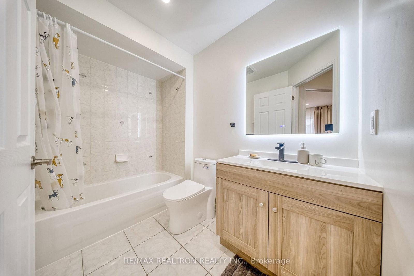 12 Quattro Avenue • Richmond Hill, ON photo 25