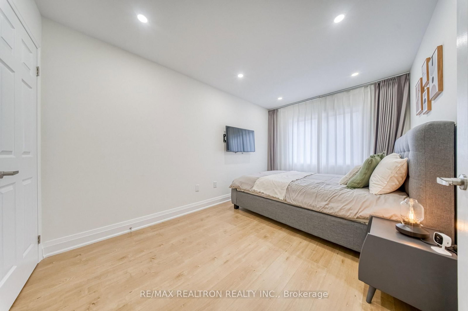 12 Quattro Avenue • Richmond Hill, ON photo 26