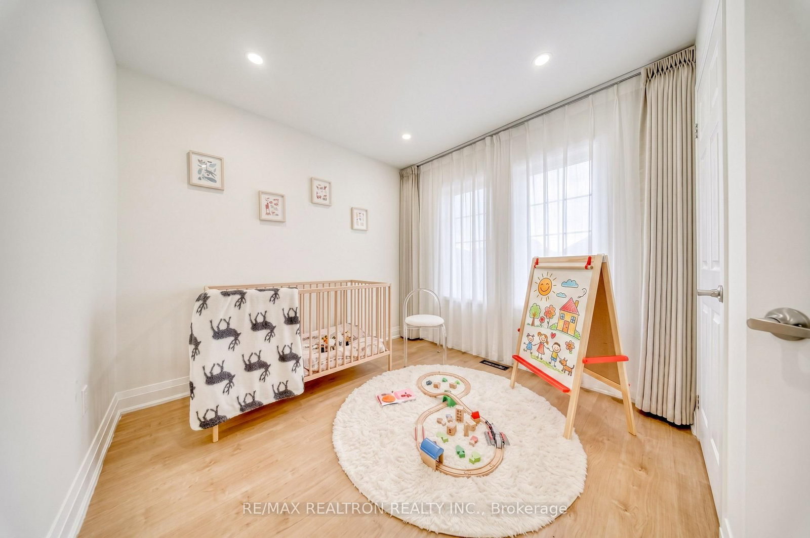12 Quattro Avenue • Richmond Hill, ON photo 27
