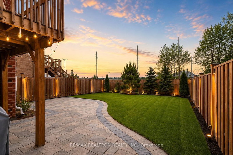 179 Armstrong Crescent