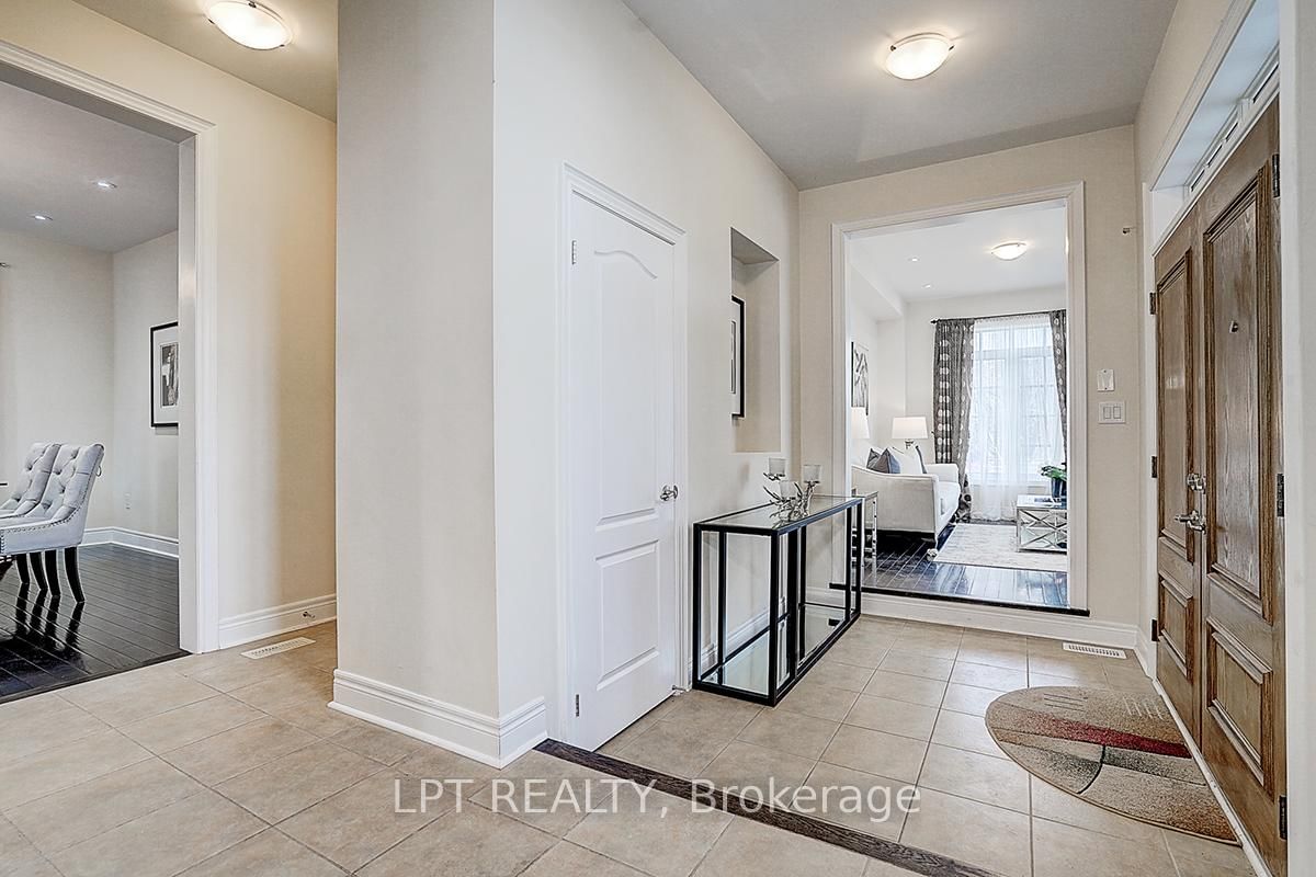 116 Dunlop Street • Richmond Hill, ON photo 31