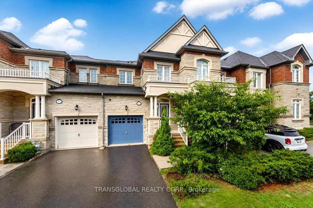 83 Spruce Pine Crescent N • Vaughan, ON photo 1