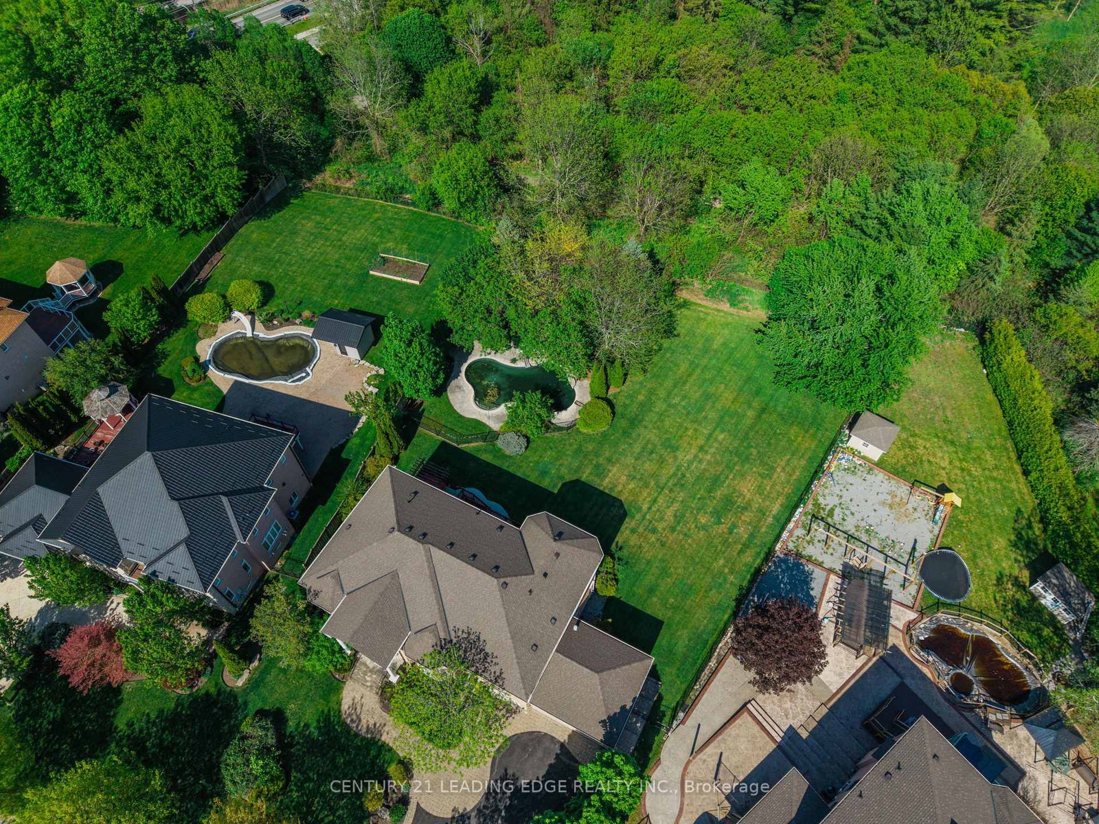15 Upper Ridge Court • Markham, ON photo 5