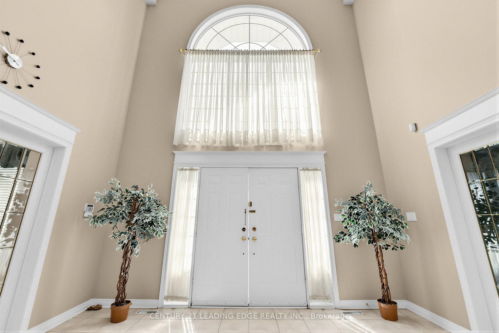 15 Upper Ridge Court • Markham, ON photo 8