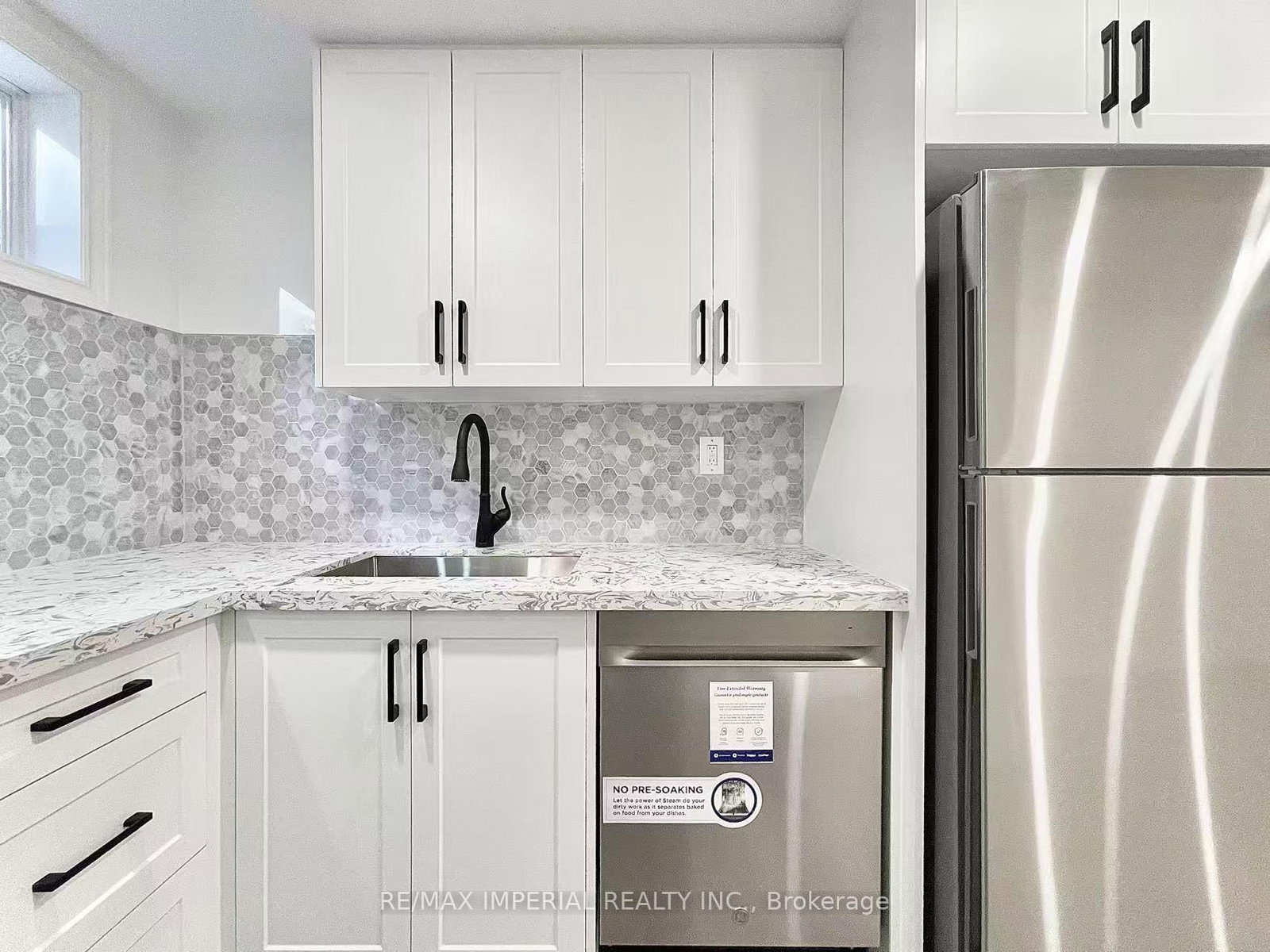 BSMT - 40 Brewsland Crescent, Markham 2