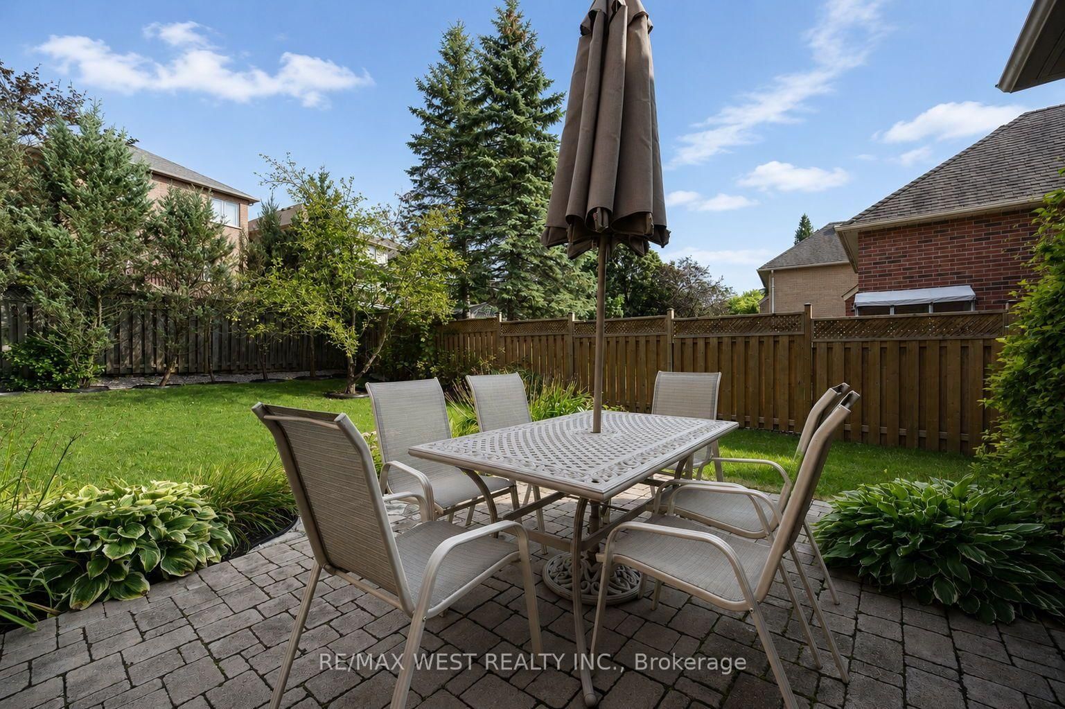 149 Deerglen Terrace • Aurora, ON photo 28