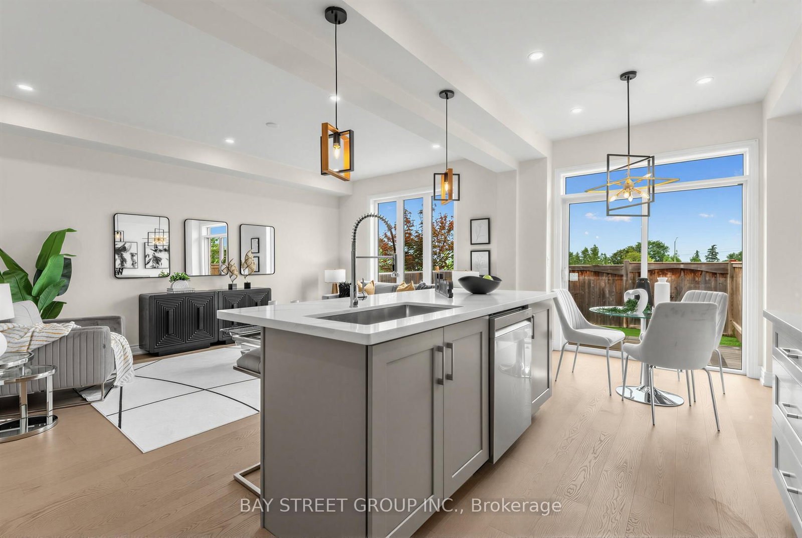 80 Living Crescent • Markham, ON photo 20