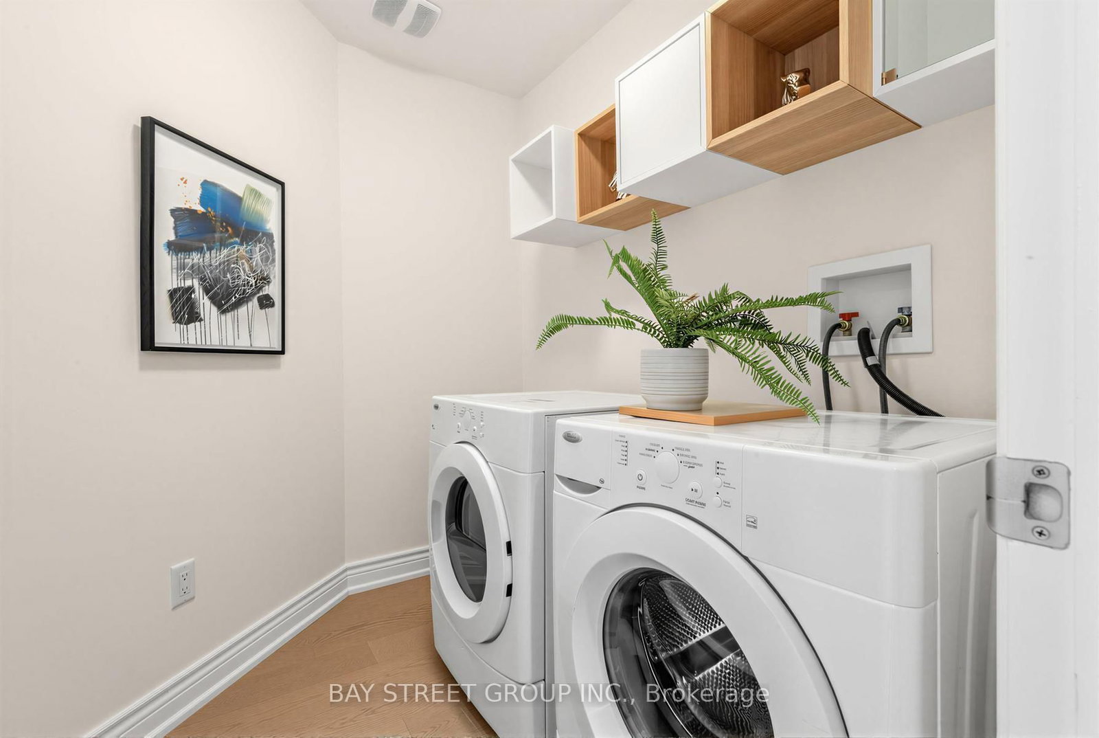 80 Living Crescent • Markham, ON photo 38
