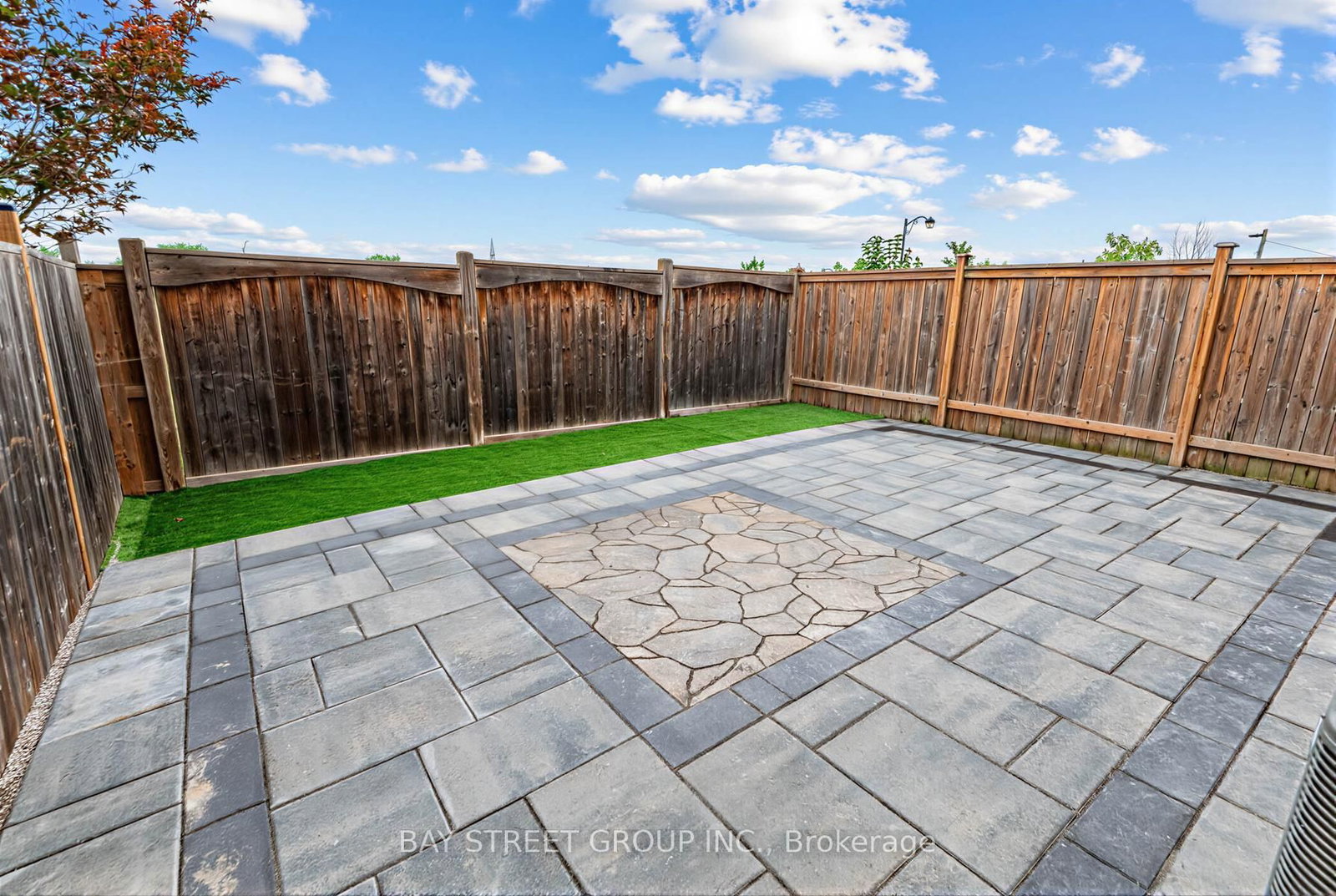 80 Living Crescent • Markham, ON photo 41