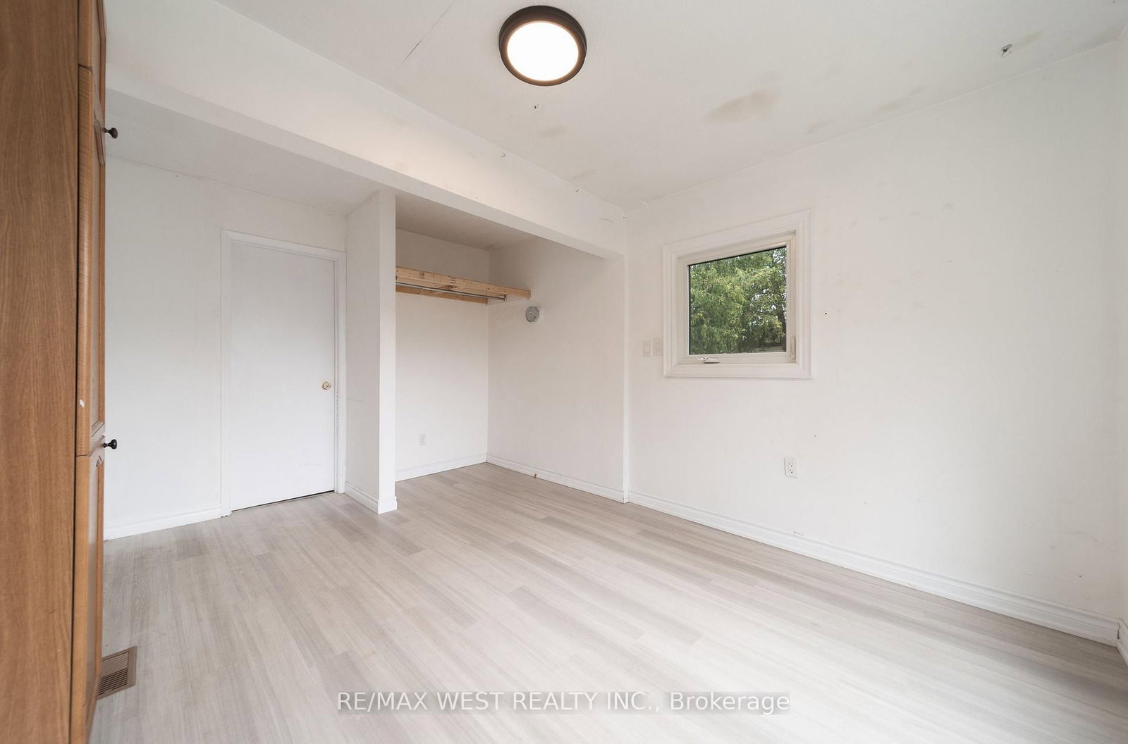 2801 25 Side Road • Innisfil, ON photo 12