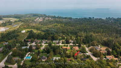 2801 25 Side Road • Innisfil, ON photo 3