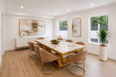 187 Glenway Circle • Newmarket, ON photo 5