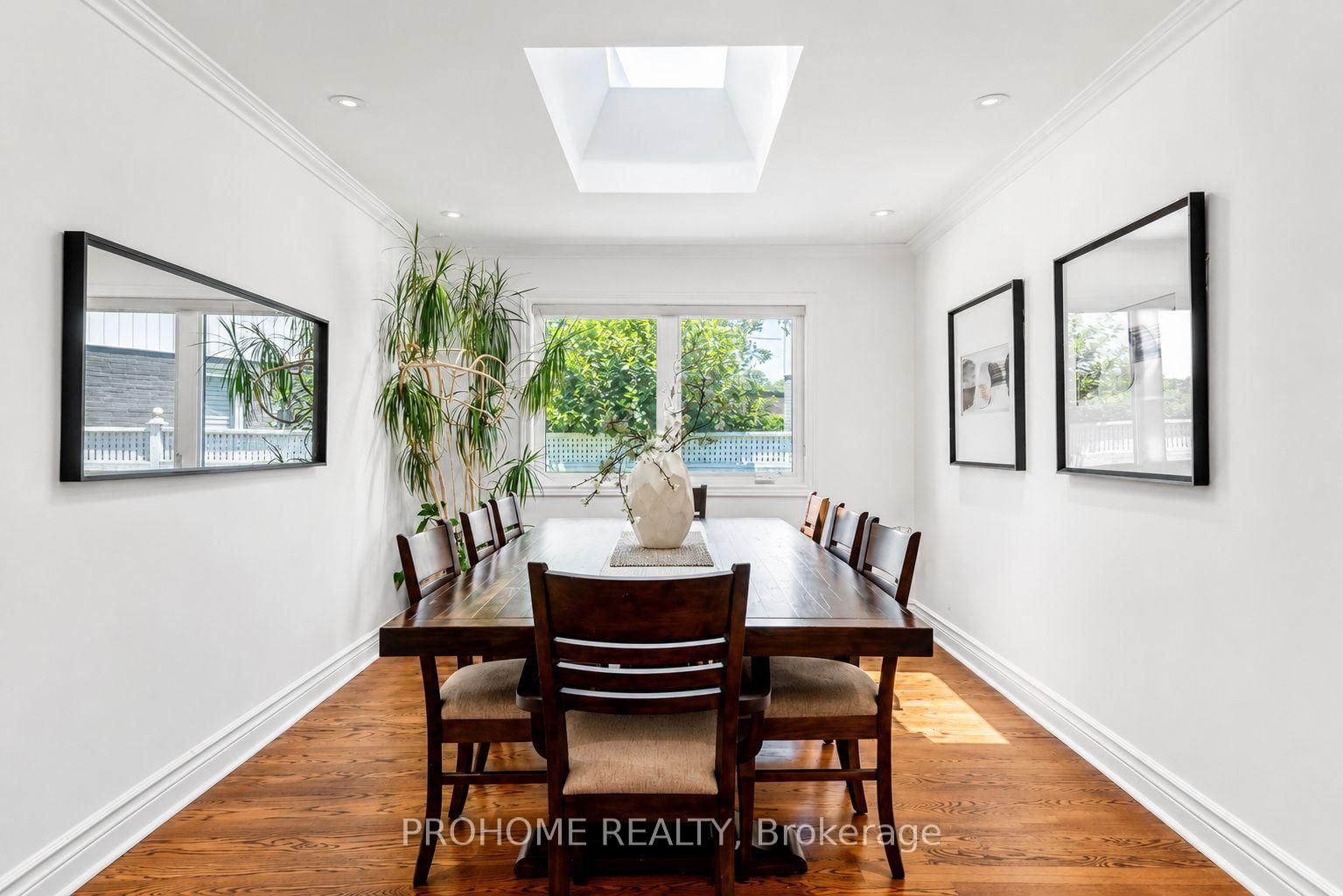 16 Tuscay Court • Markham, ON photo 10