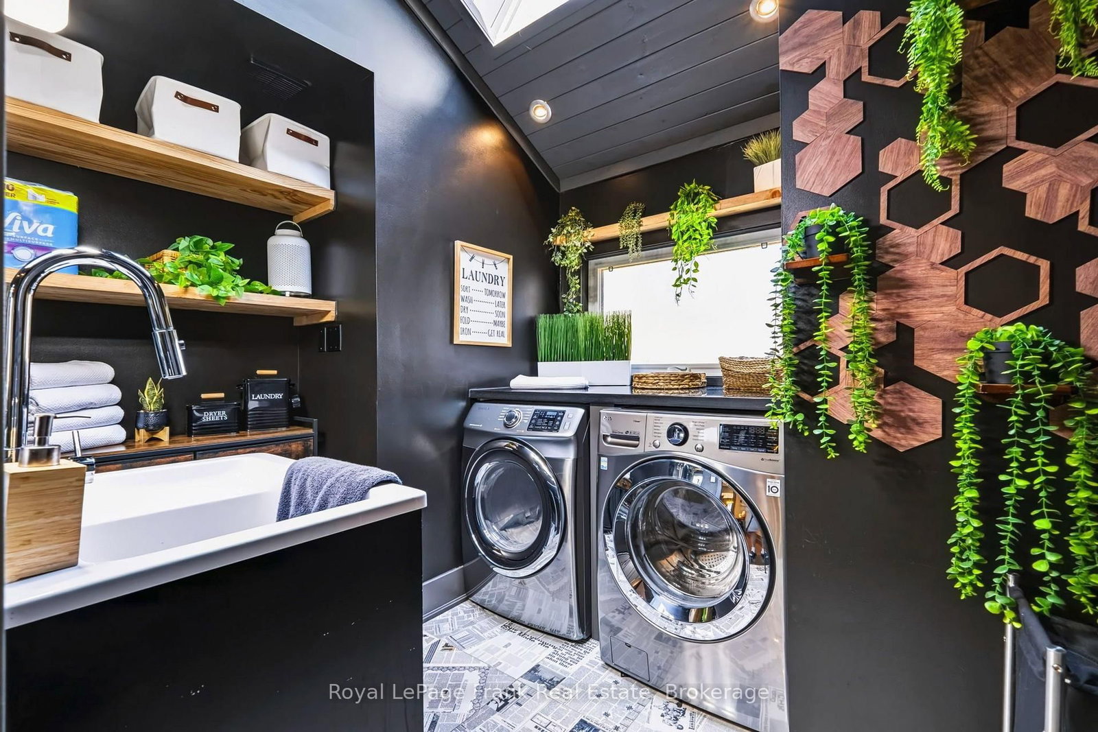 4069 Front Street • Uxbridge, ON photo 18