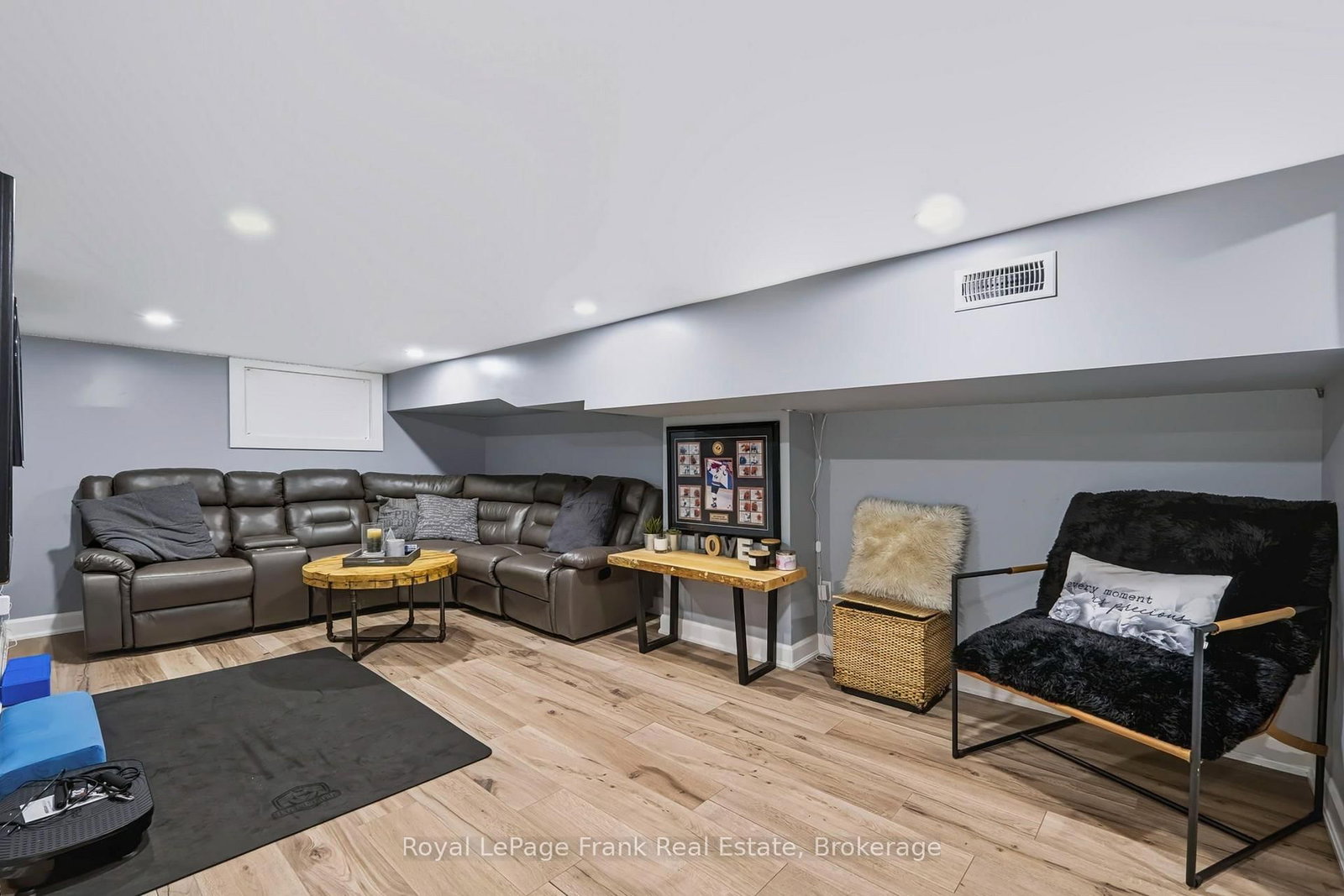 4069 Front Street • Uxbridge, ON photo 24