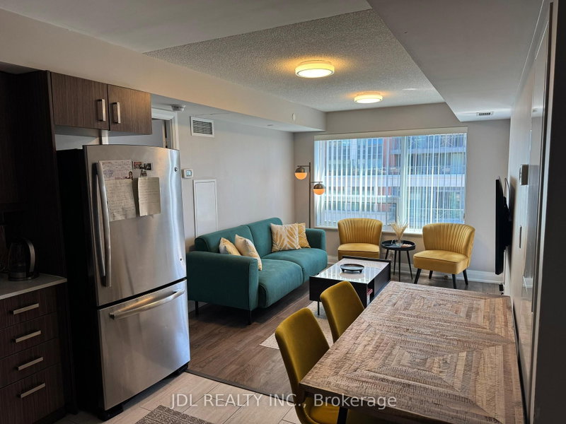 510 - 18 Uptown Drive