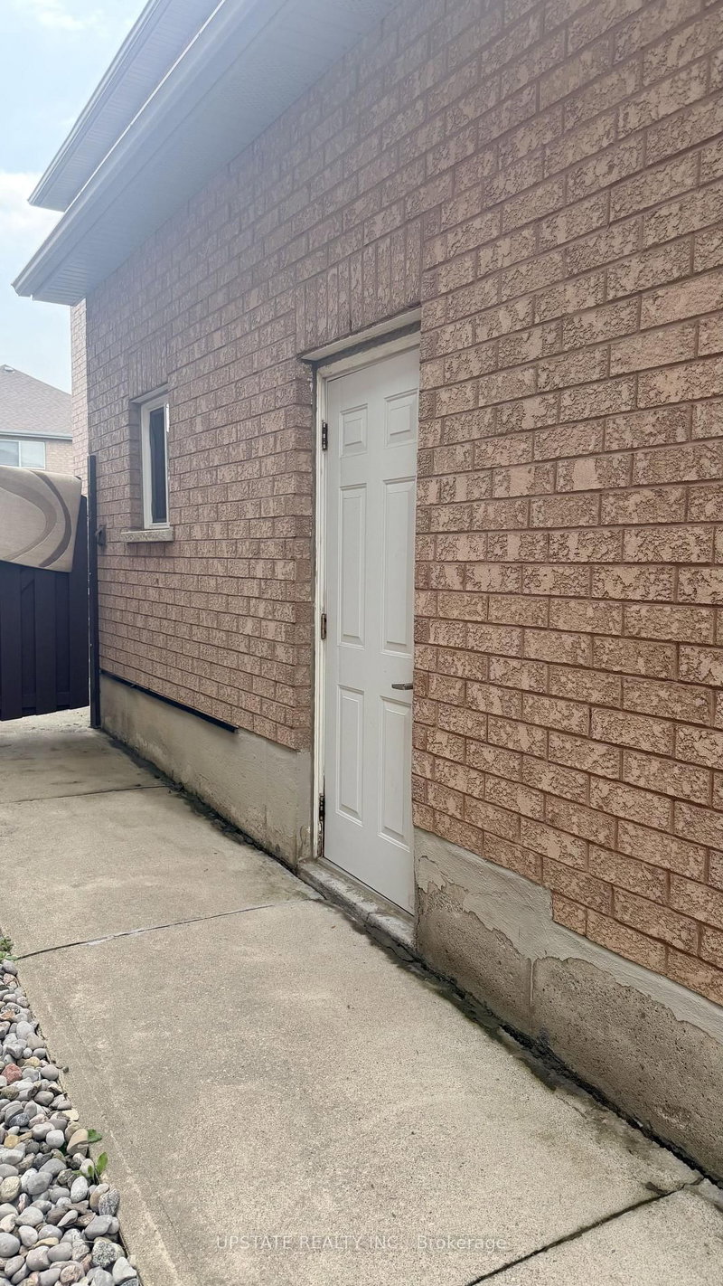 (BASEMENT) - 135 Via Carmine Avenue