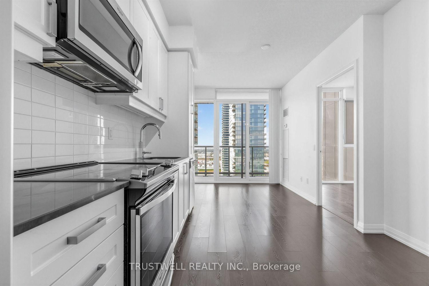 7895 Jane Street • #2511 • Vaughan, ON photo 10