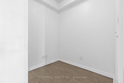 7895 Jane Street • #2511 • Vaughan, ON photo 3