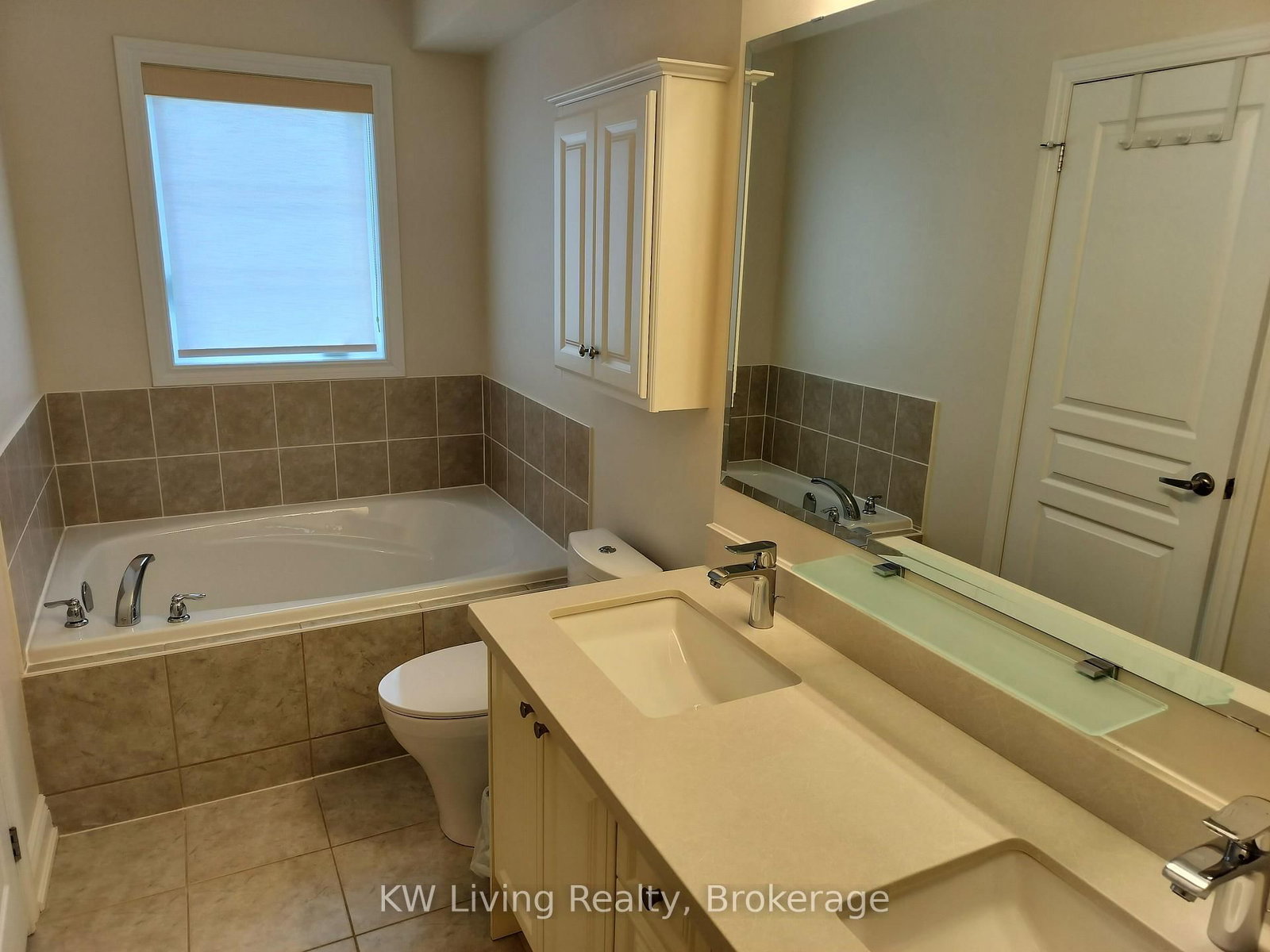 74 Mack Clement Lane • Richmond Hill, ON photo 14