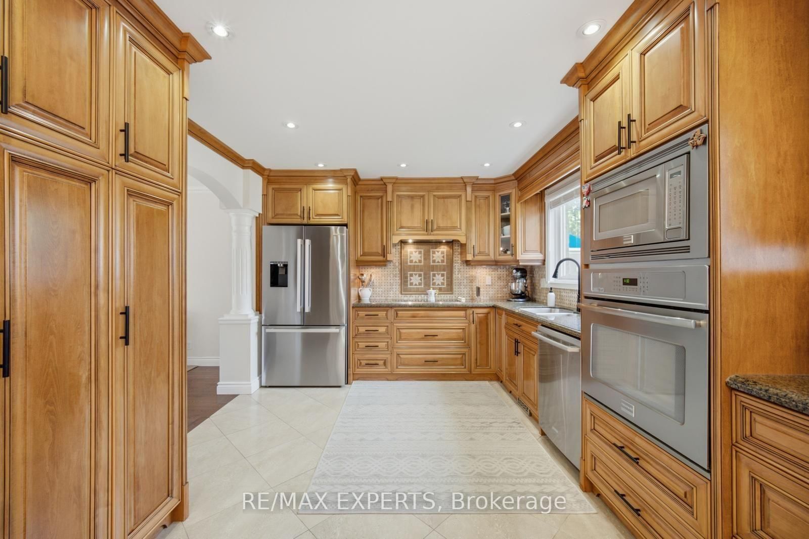 444 Maplegrove Avenue • Bradford West Gwillimbury, ON photo 16