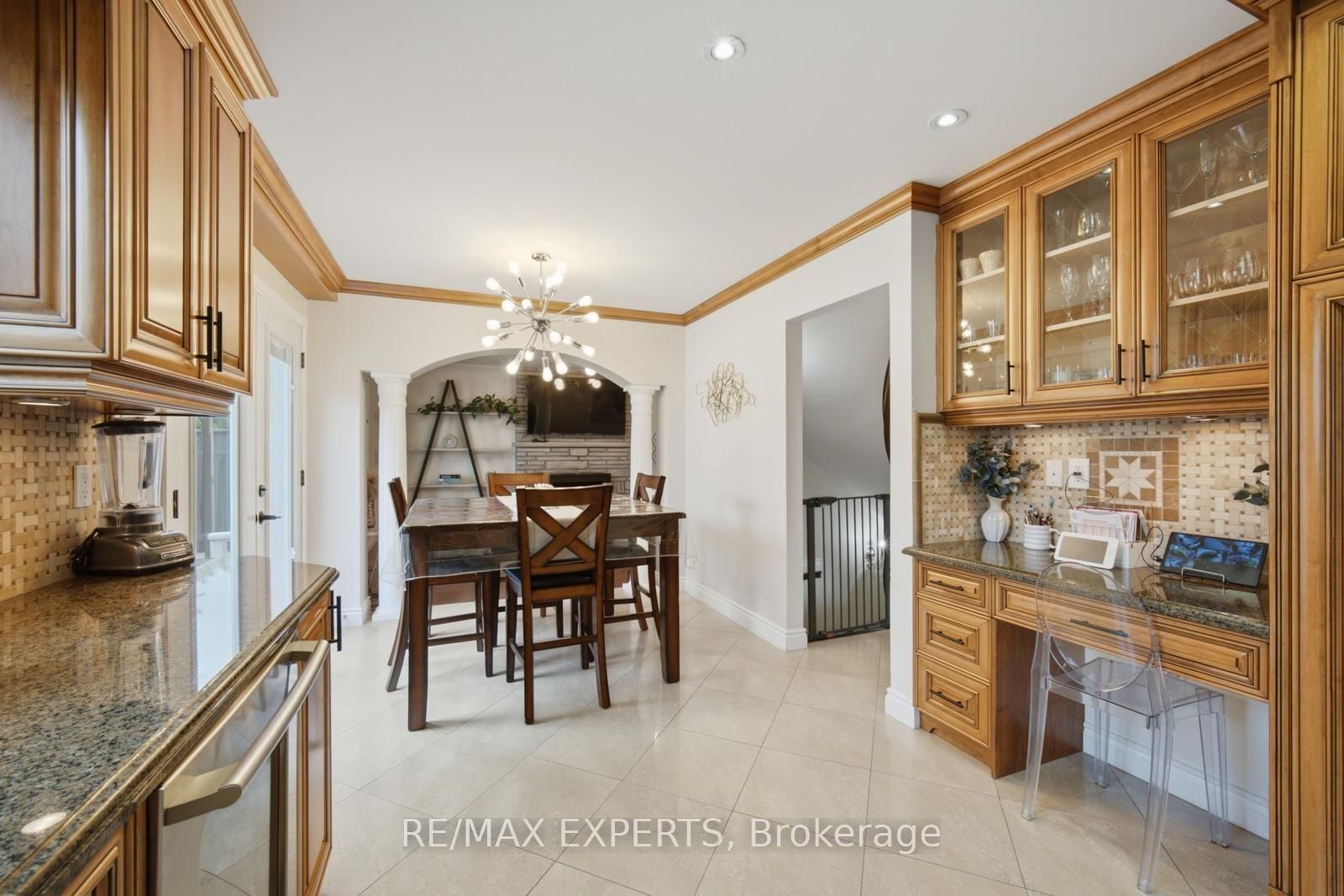 444 Maplegrove Avenue • Bradford West Gwillimbury, ON photo 17