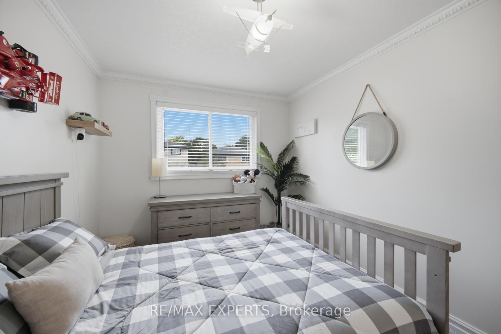 444 Maplegrove Avenue • Bradford West Gwillimbury, ON photo 30